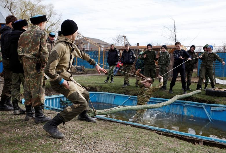 تصاویر | سربازان کوچک پوتین در مدرسه نظامی «شوالیه‌های روسی»